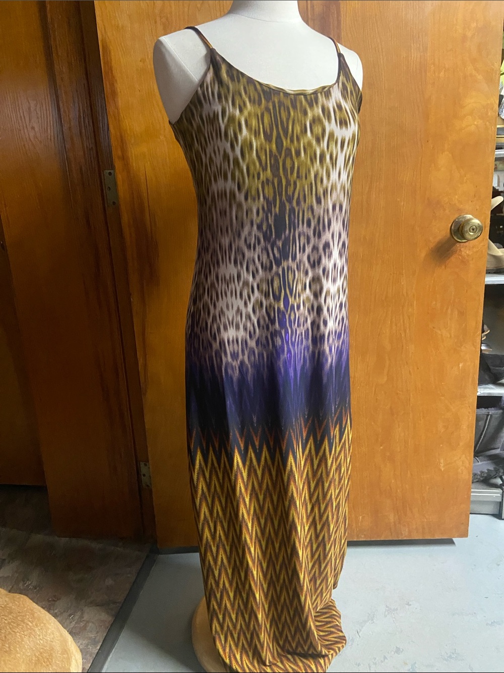 Sleeveless Ombre Leopard Chevron Print Maxi Dress in Gold & Purple M